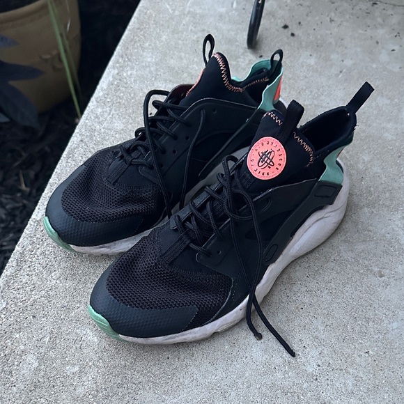 Nike Other - Nike Air Tennis shoes size: 7Y